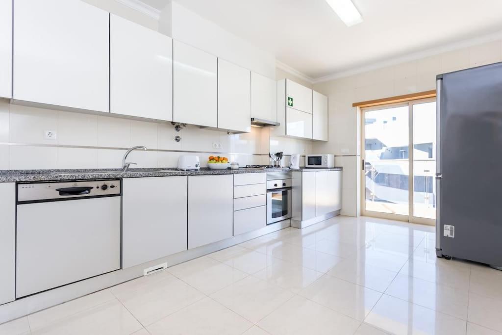 Sea Breeze Apartment